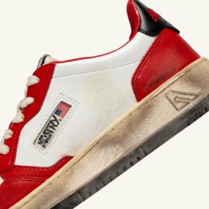 AUTRY-MEDALIST LoW SUPER VINTAGE SNEAKERS IN WHITE RED AND BLACK LEATHER