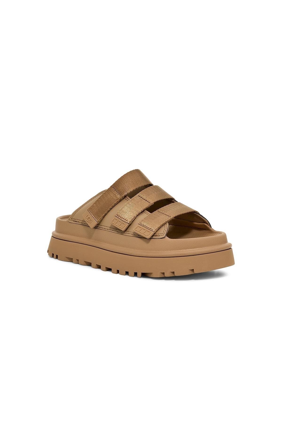 UGG – GOLDENGLOW SLIDE SANDAL DARK SAND