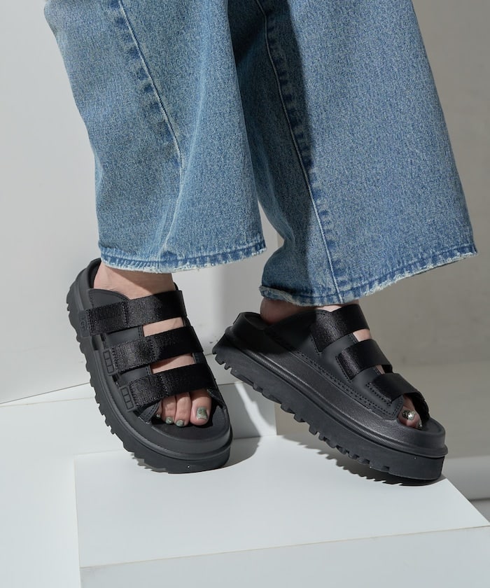 UGG – GOLDENGLOW SLIDE BLACK
