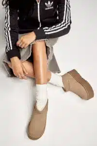 UGG-Classic Ultra Mini Platform Sand