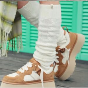 UGG-Astromel Chestnut