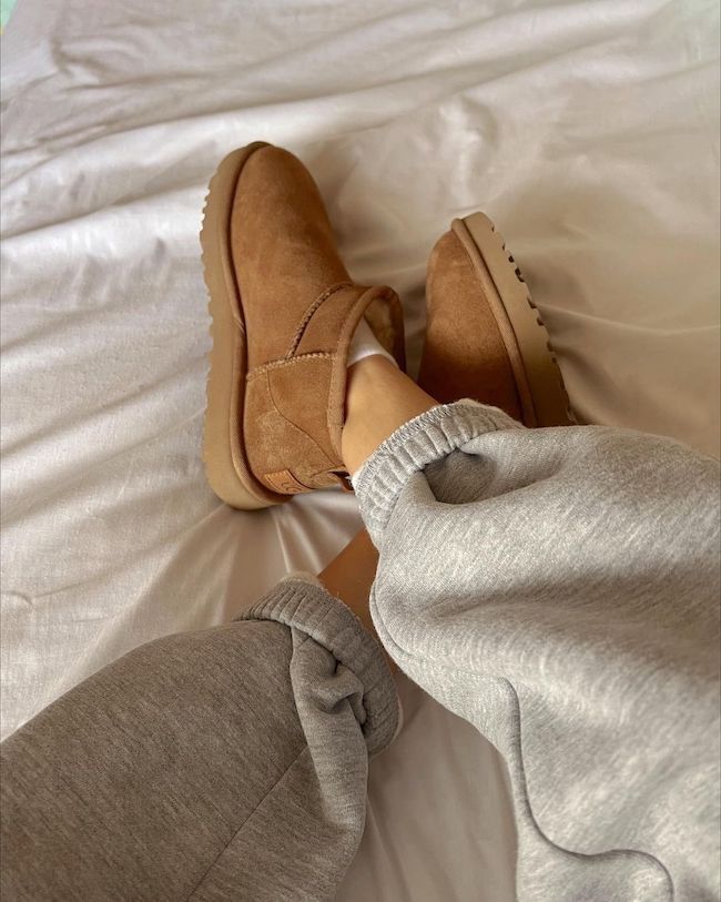 UGG-Classic Ultra Mini Chestnut
