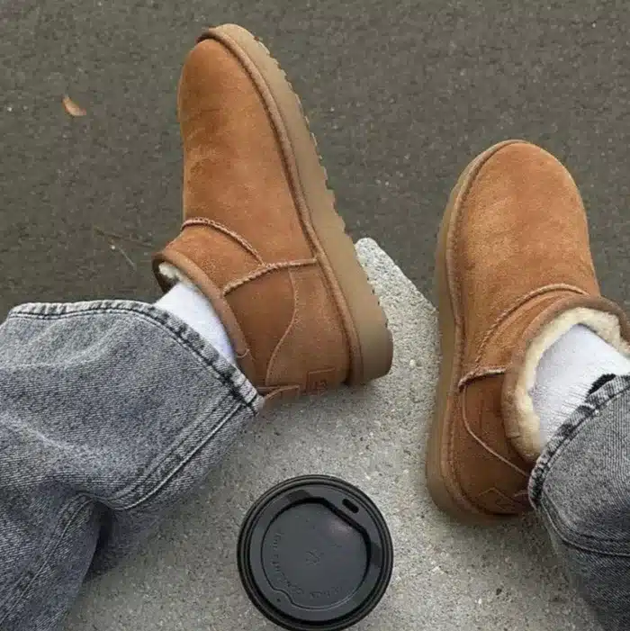 UGG-Classic Ultra Mini Chestnut