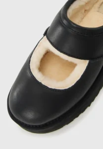 UGG-BEA LEATHER MARY JANE BLACK