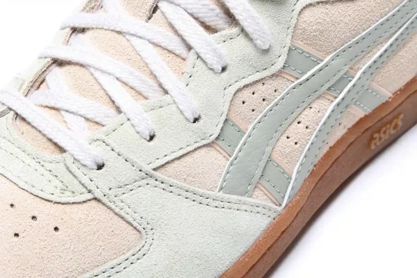 ASICS-Skyhand OG Marzipan Dried Leaf Green
