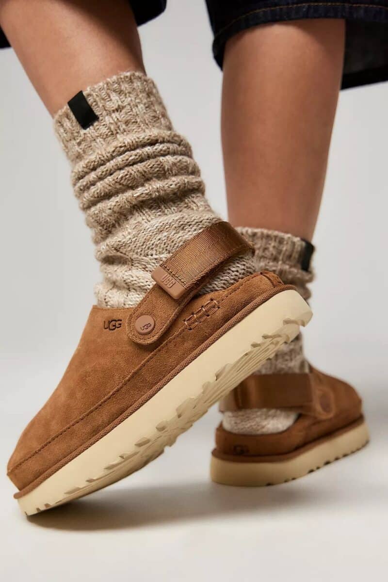 UGG-GOLDENSTAR CLOG CHESTNUT