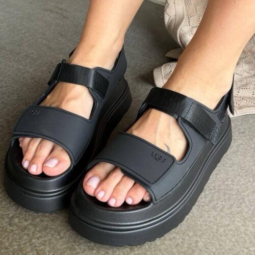 1152813K-BLK UGG – WOMEN'S GOLDENGLOW SANDAL BLACK 1152685BLK