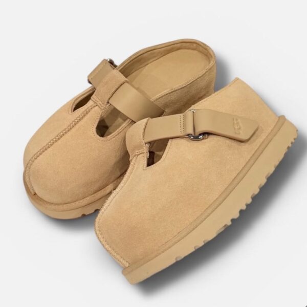 UGG-GOLDENSTAR HI CLOG SAND 1167550 SAN
