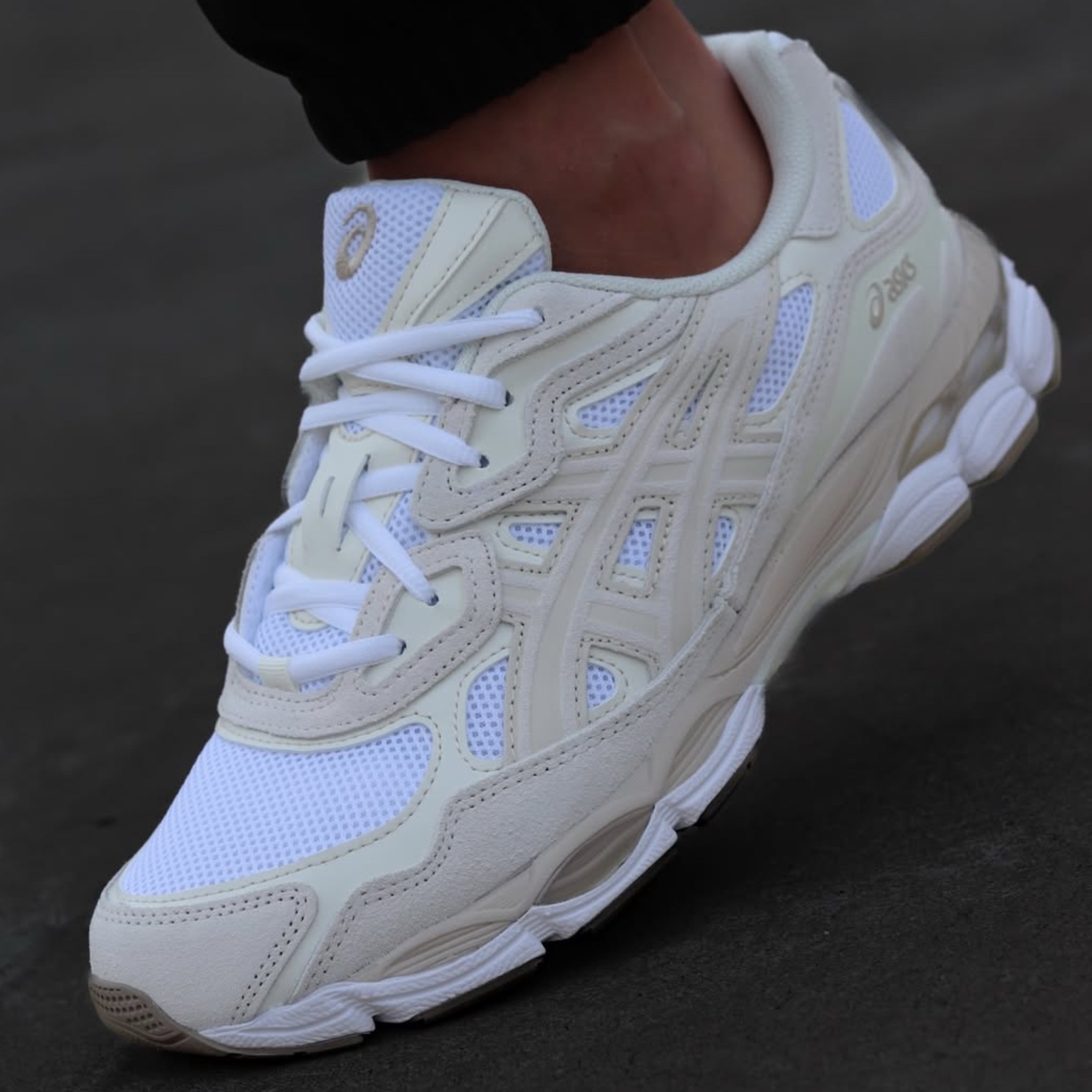 ASICS-GEL-NYC WHITE / FEATHER GREY 1203A663-102