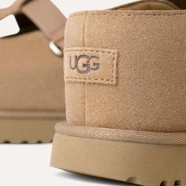 UGG-GOLDENSTAR HI CLOG SAND 1167550 SAN