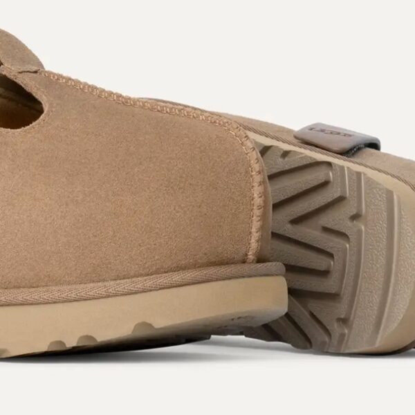 UGG-GOLDENSTAR HI CLOG SAND 1167550 SAN