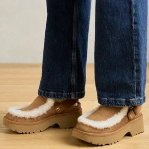 UGG-NEW HEIGHTS ESMEE CLOG CHESTNUT