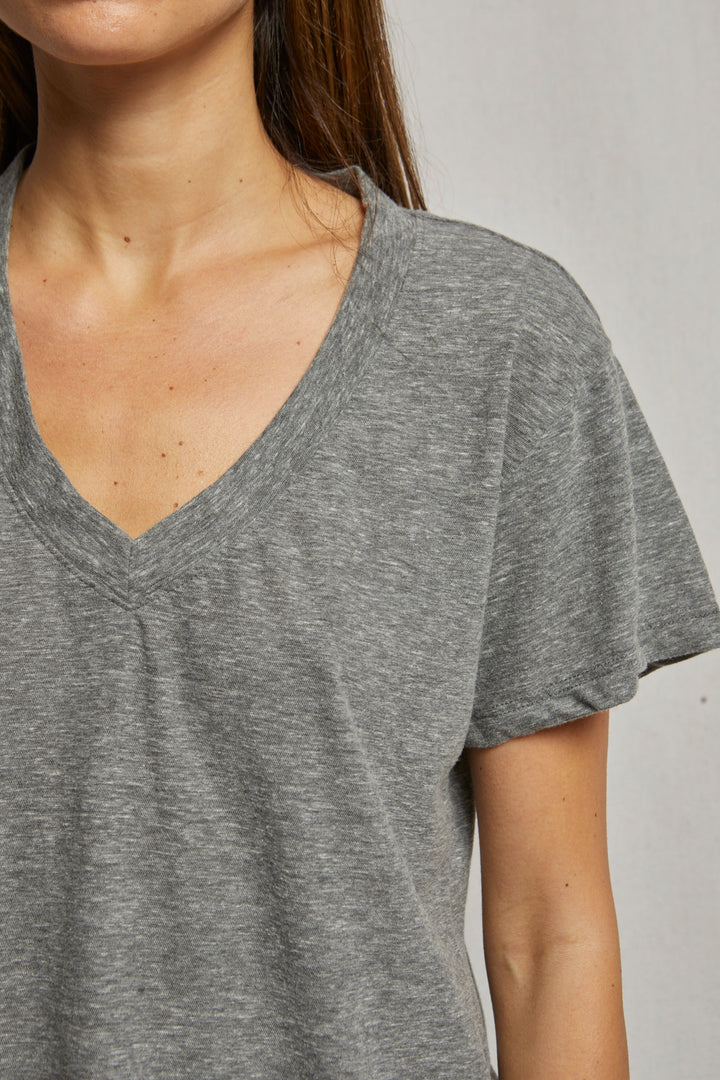 PERFECT WHITE TEE-HENDRIX COTTON BOXY V-NECK TEE (HEATHER GREY)
