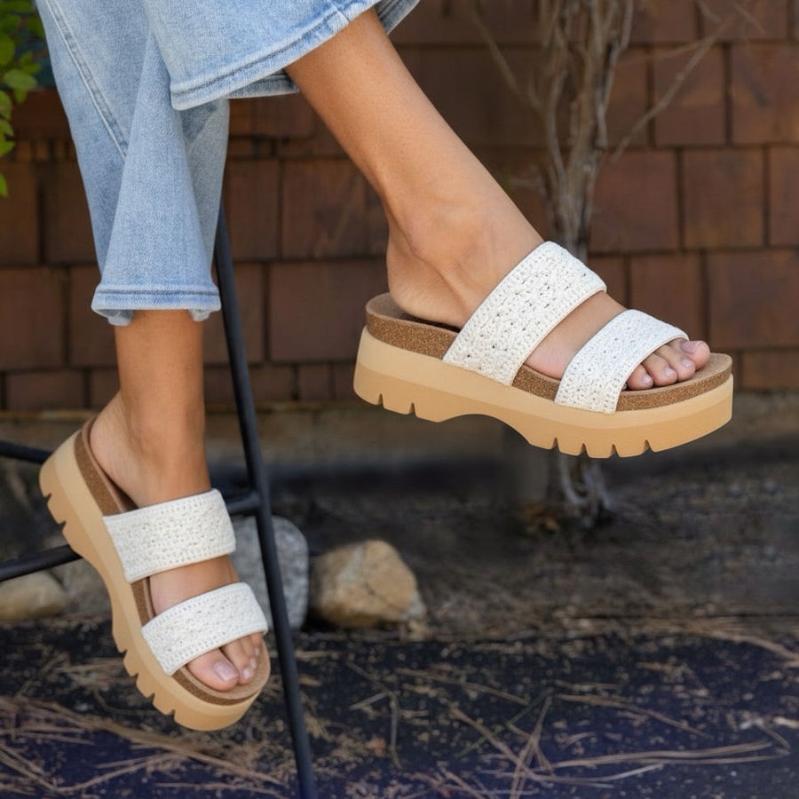 REEF – WOMEN'S CUSHION VISTA HIGHER SANDAL VINTAGE / TAN CJ8611