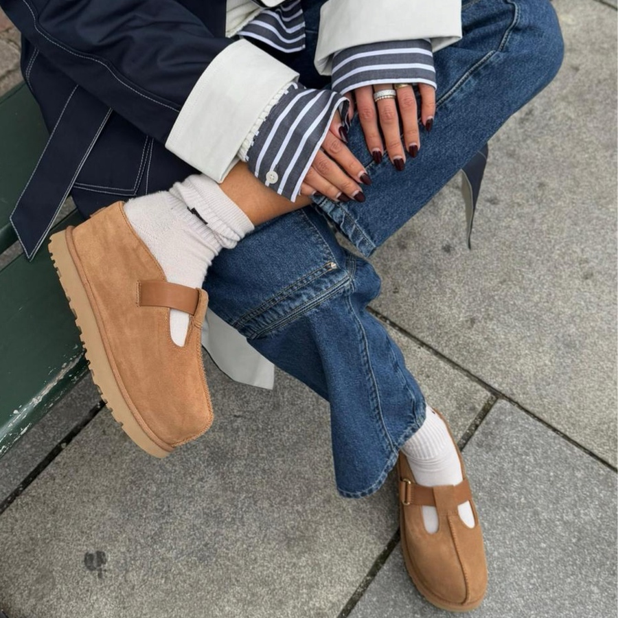 UGG-GOLDENSTAR HI CLOG CHESTNUT 1167550-CHESTNUT