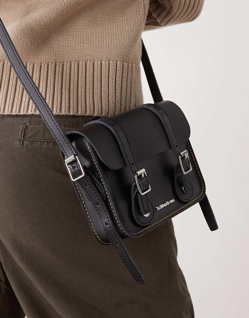 DR. MARTENS – 7 INCH LEATHER CROSSBODY BAG BLACK AB098001