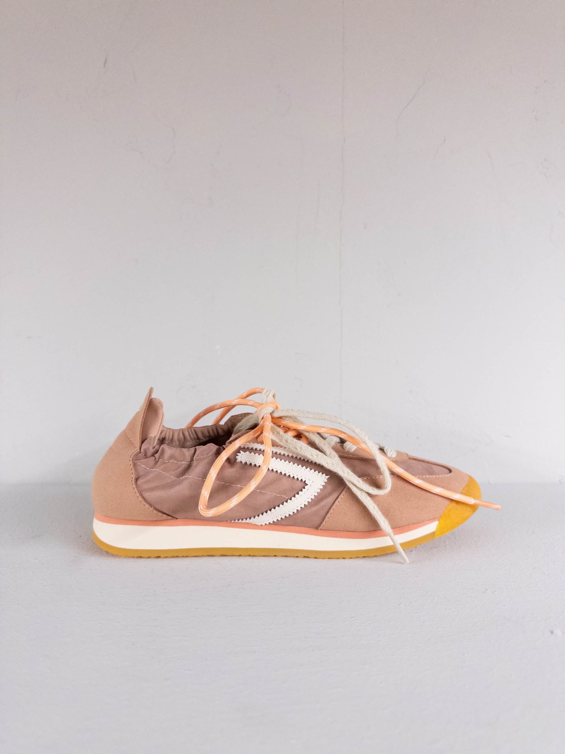 PURAAI-PANTHER PEACH MILK SNEAKERS PU602P-027