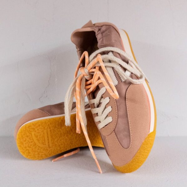 PURAAI-PANTHER PEACH MILK SNEAKERS PU602P-027