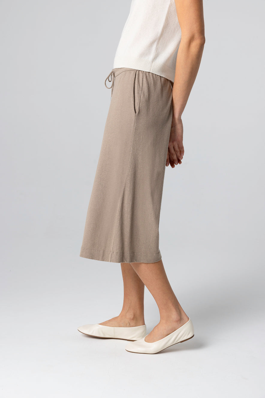 MAJESTIC FILATURES-LINEN BERMUDA COFFEE LATTE