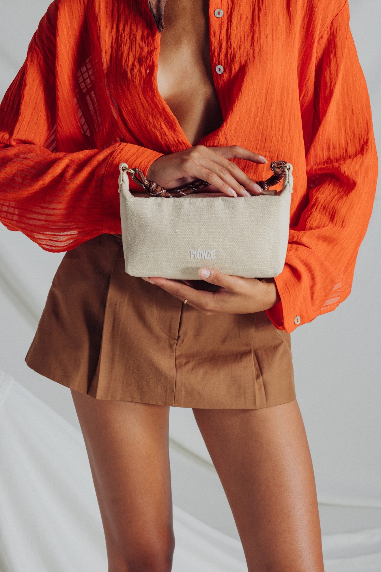 FLOWZE-FLÒ POUCH BEIGE