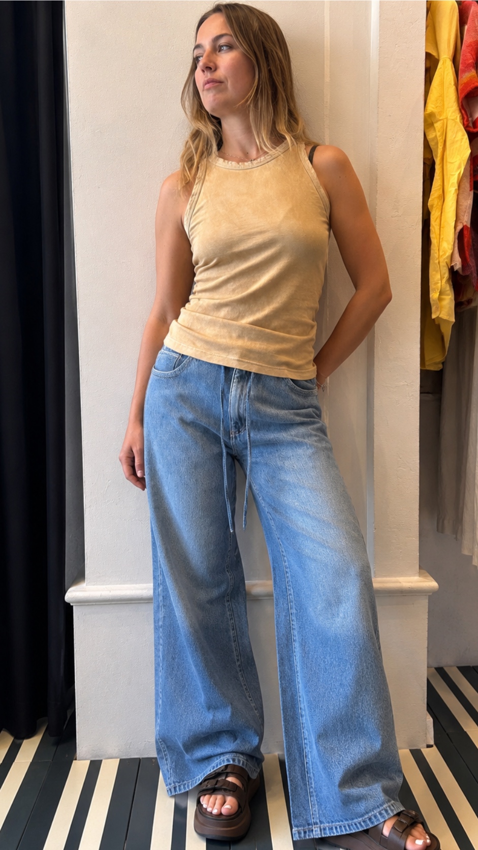 COTTON CITIZEN-STANDARD TANK VINTAGE WHEAT