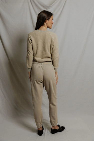 PERFECT WHITE TEE-JOHNNY SWEATPANT DRIFTWOOD