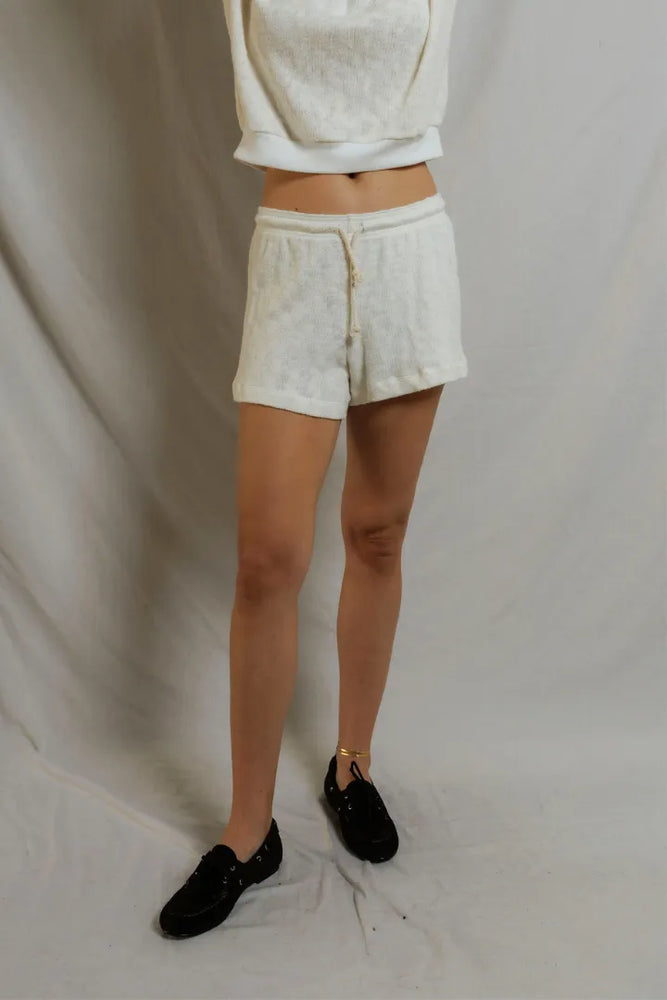 PERFECT WHITE TEE-MALIA MESH SHORTS NATURAL
