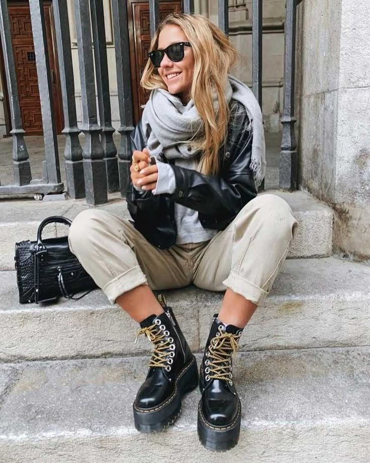 DR. MARTENS-JADON MAX BLACK