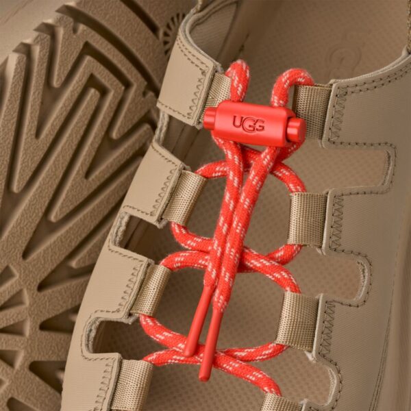 UGG-GOLDENGLOW TOGGLE SANDAL MUSTARD SEED