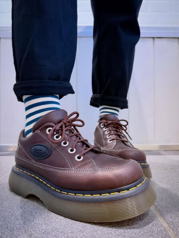DR. MARTENS-BUZZ DARK BROWN GRIZZLY